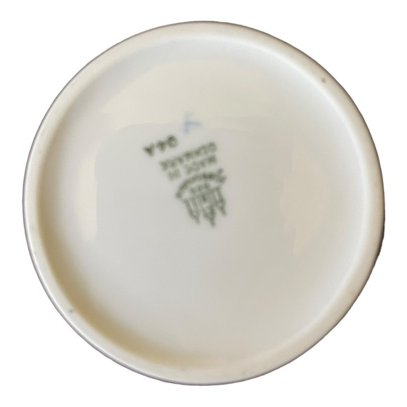 Vintage Bing & Grondahl Creamer and Sugar Set, Made in Denmark - Picture 10 of 16